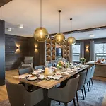 Nidus Luxury