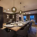 Nidus Luxury