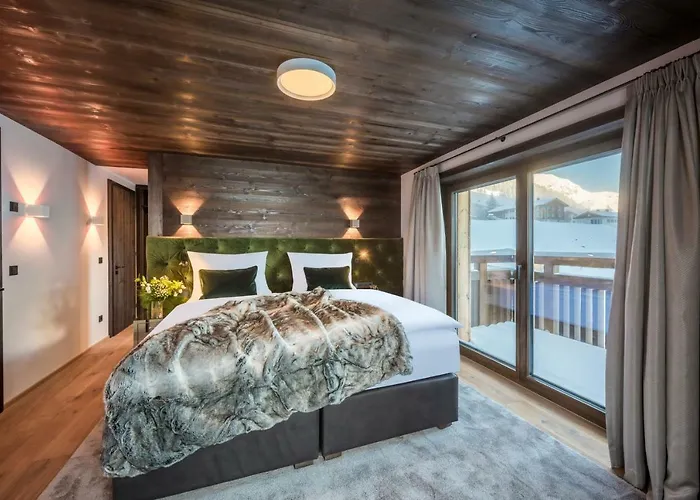 Nidus Luxury Apartment